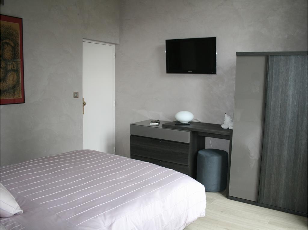 Chateau Du Clos Mortier Saint-Dizier Ruang foto