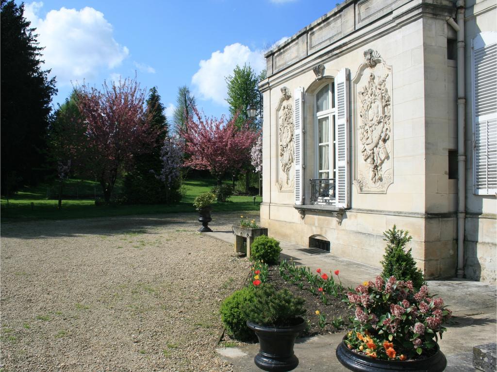 Chateau Du Clos Mortier Saint-Dizier Bagian luar foto