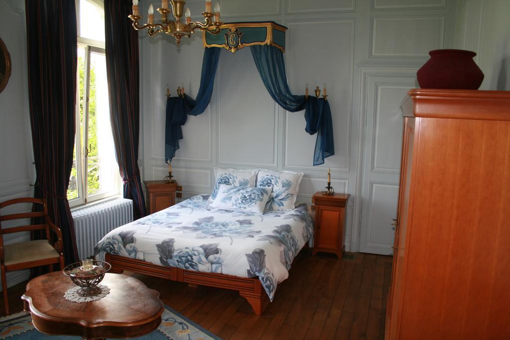 Chateau Du Clos Mortier Saint-Dizier Bagian luar foto