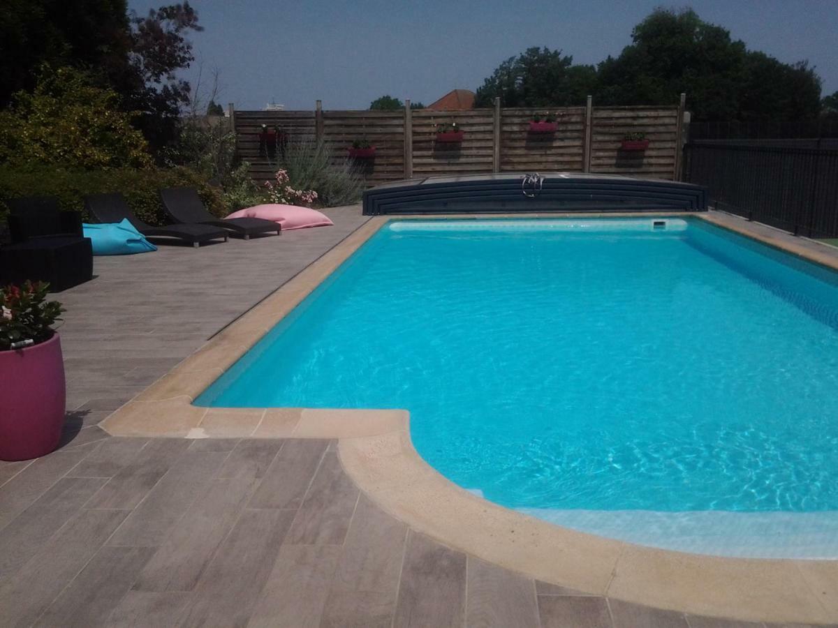 Chateau Du Clos Mortier Saint-Dizier Bagian luar foto